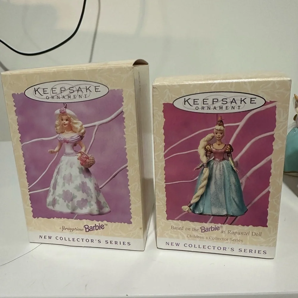 Keepsake Barbie Spring Ornament Princess Figurines Collectible 90s Y2K Lot of 4 - Picture 4 of 4